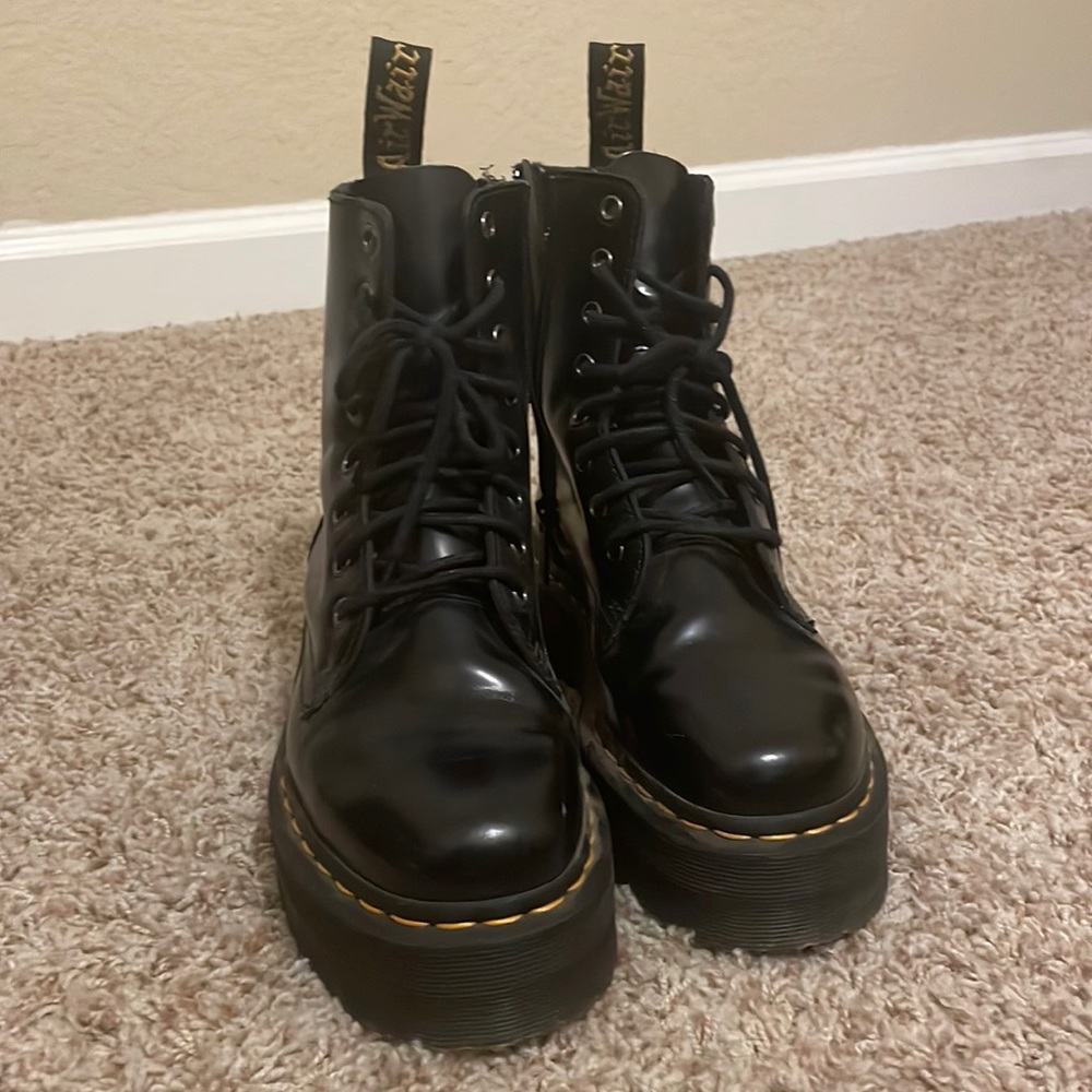 Doc Marten Jadon Boots